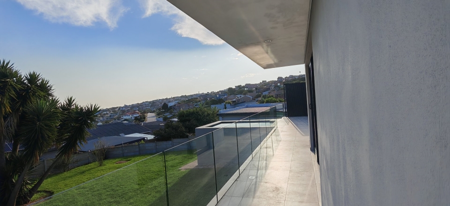 4 Bedroom Property for Sale in Dana Bay Western Cape